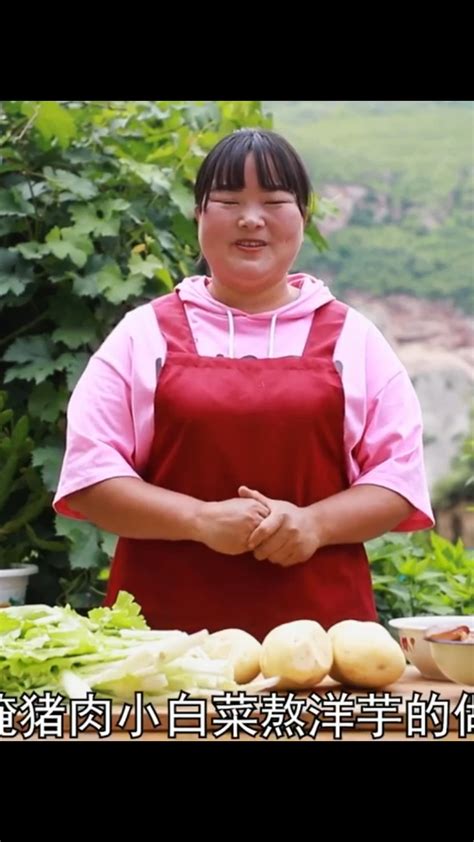 陝北霞姐生什麼病|陝北霞姐：憑土味美食漲粉六百萬，究竟是憨厚村婦還是擺拍作。